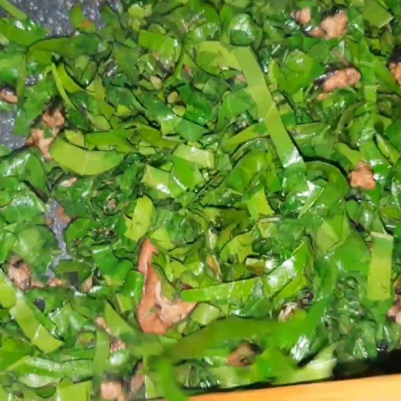 Bước 3 Cách làm rắn xào lá cách Rắn xào lá cách