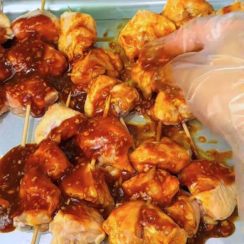 Bước 2 Cách ướp phao câu gà nướng đậm đà Phao câu gà nướng