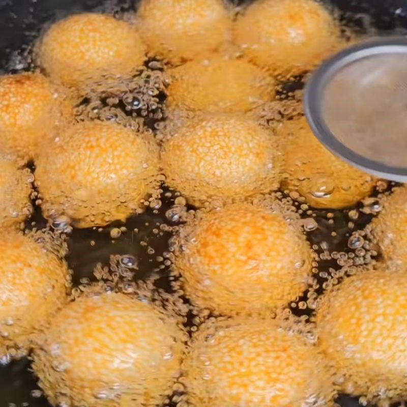 Bước 4 Chiên bánh bánh rán vừng