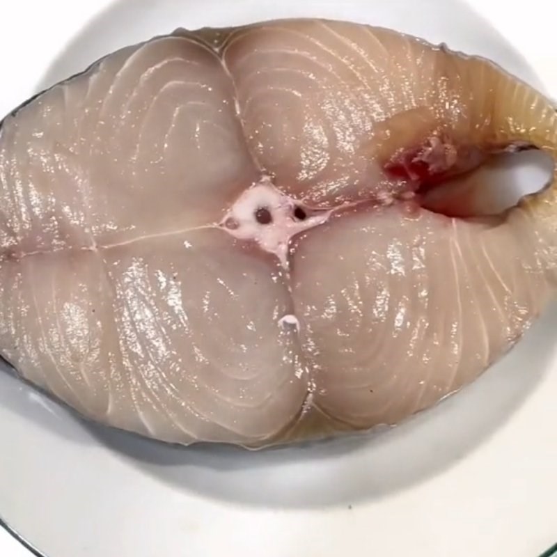 Bước 1 Chiên cá vàng giòn Cá thu sốt cam