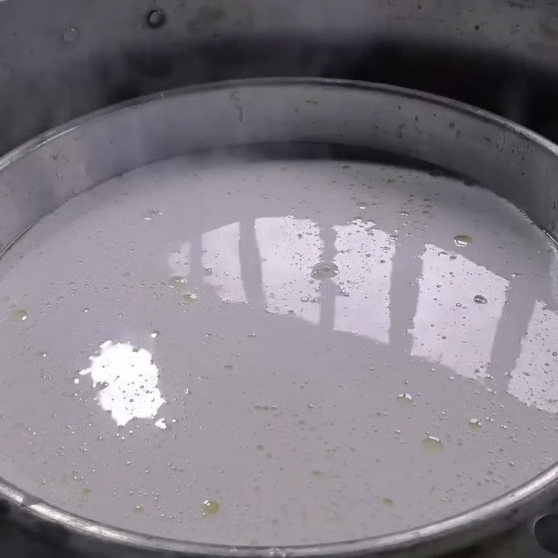 Bước 4 Hấp bánh nhiều lớp Bánh bò mặn