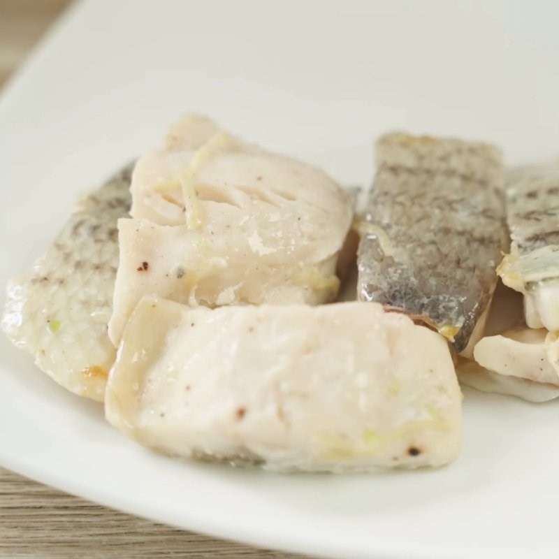 Bước 5 Hấp cá và chả cá Bún cá dầm