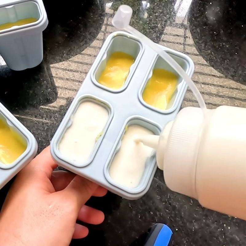 Bước 4 Hoàn thiện kem hai lớp Kem sầu riêng sữa chua không cần kem tươi