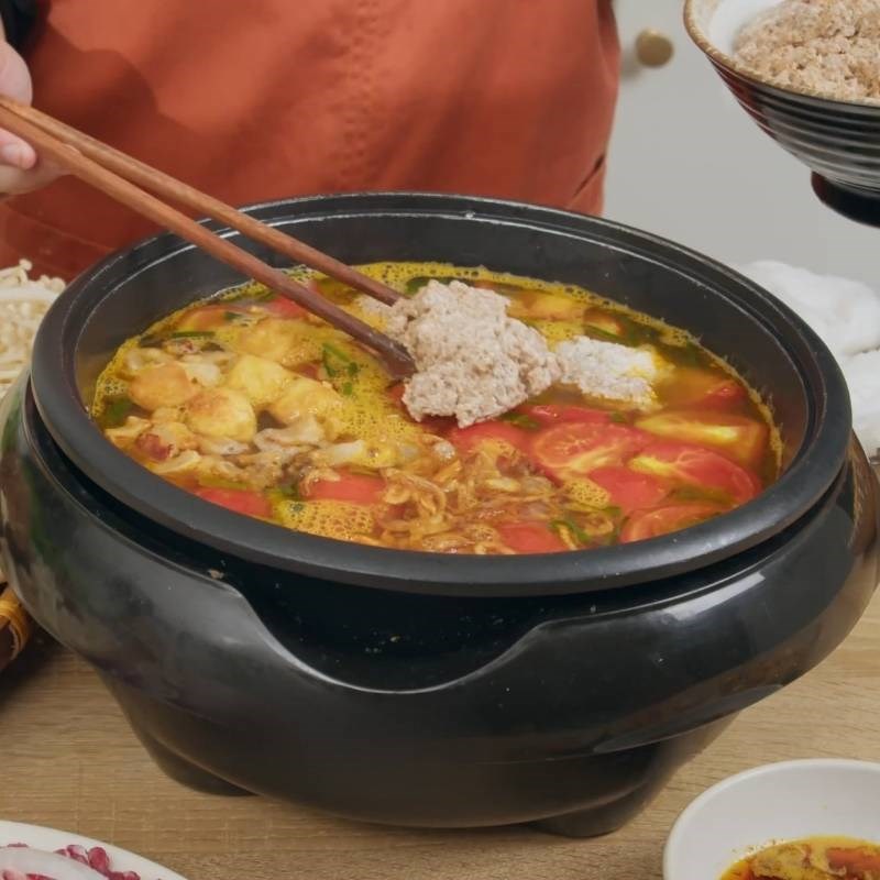 Bước 5 Hoàn thiện lẩu cua đồng miền Bắc Cách nấu lẩu cua đồng miền bắc