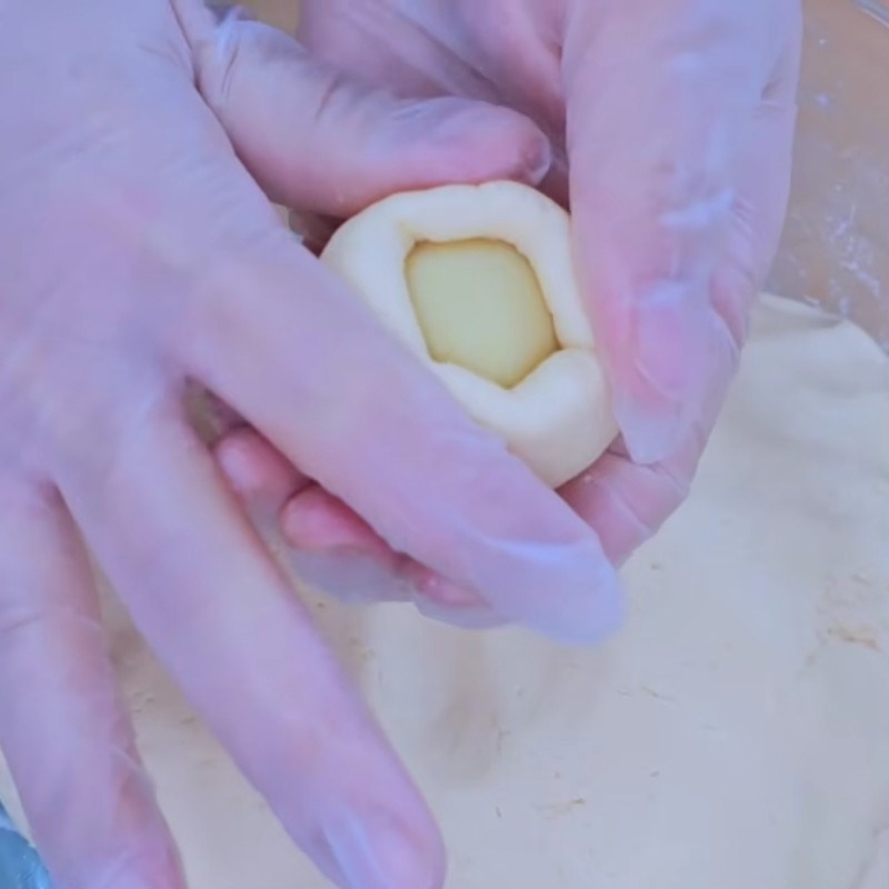 Bước 3 Nặn bánh và lăn mè bánh rán vừng