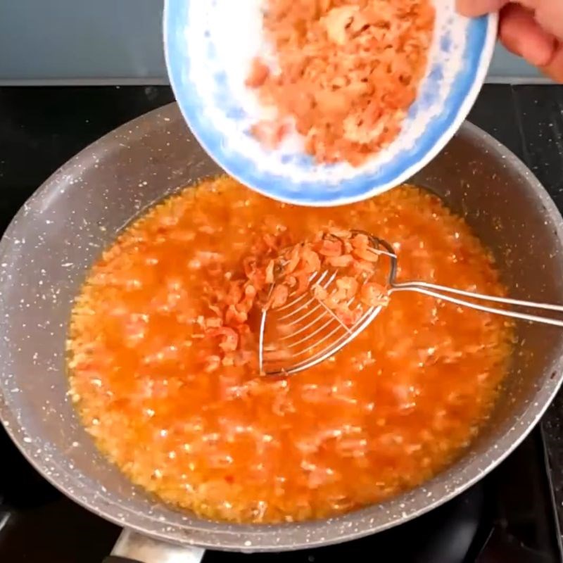 Bước 4 Nấu hỗn hợp sa tế tôm Sa tế tôm