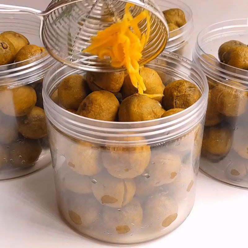 Bước 5 Ngâm sấu và hoàn thành Sấu ngâm chua ngọt