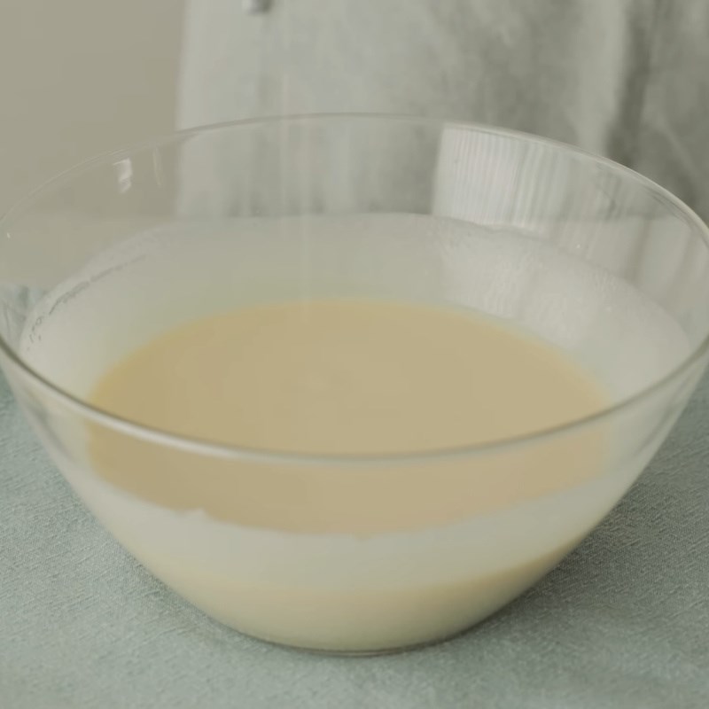 Bước 2 Pha bột bánh Bánh Butter Tteok
