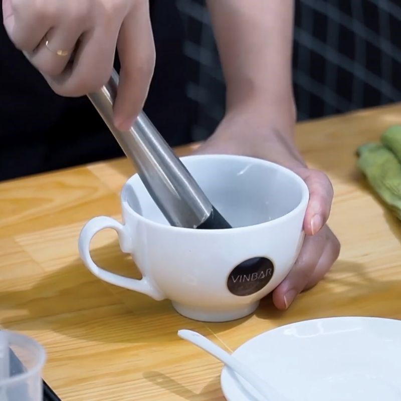 Bước 1 Sơ chế chanh muối từ hũ chanh muối ngâm nước chanh muối nóng