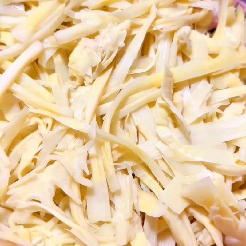 Bước 1 Sơ chế măng tươi Nộm măng