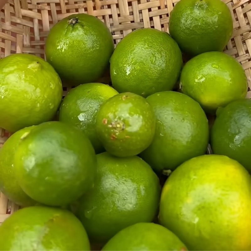 Bước 1 Sơ chế nguyên liệu Cách ngâm chuối chanh đường phèn