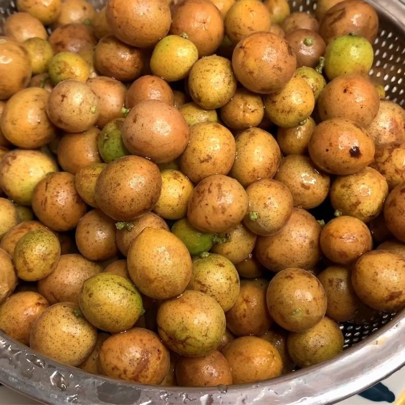 Bước 1 Sơ chế quất hồng bì Quất hồng bì ngâm mật ong