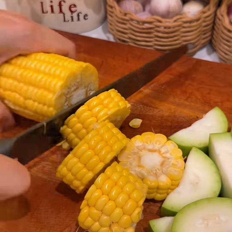 Bước 2 Sơ chế rau củ Gà hấp bầu