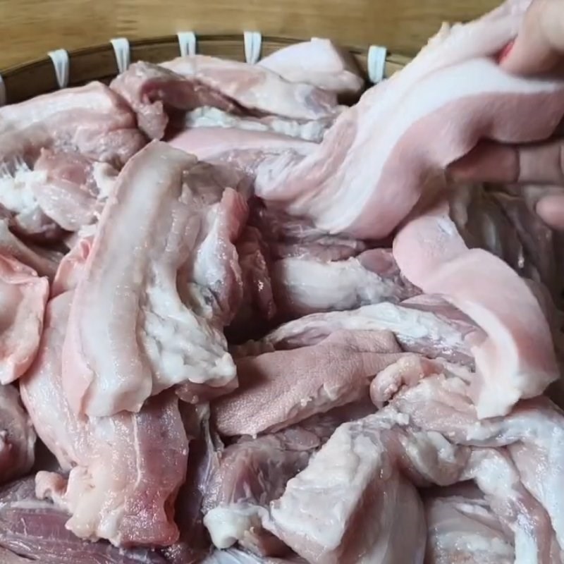 Bước 1 Sơ chế thịt ba chỉ (ba rọi) Thịt một nắng