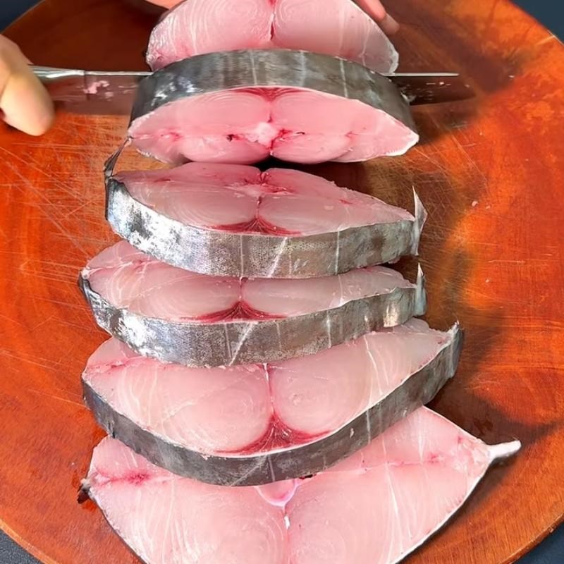 Bước 1 Sơ chế và khử tanh cá thu Cá thu 1 nắng