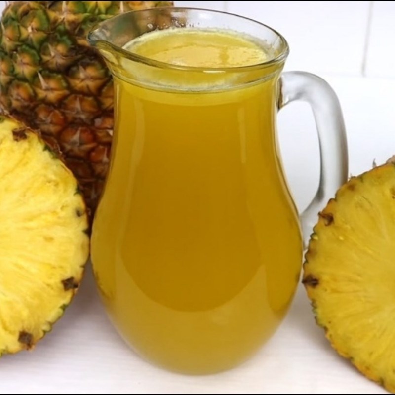 Bước 1 Sơ chế và lên men nước dứa Cách ngâm rượu dứa