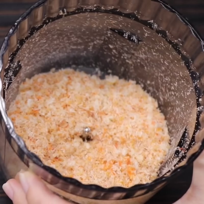 Bước 1 Sơ chế và xay tôm khô Sa tế của người Hoa