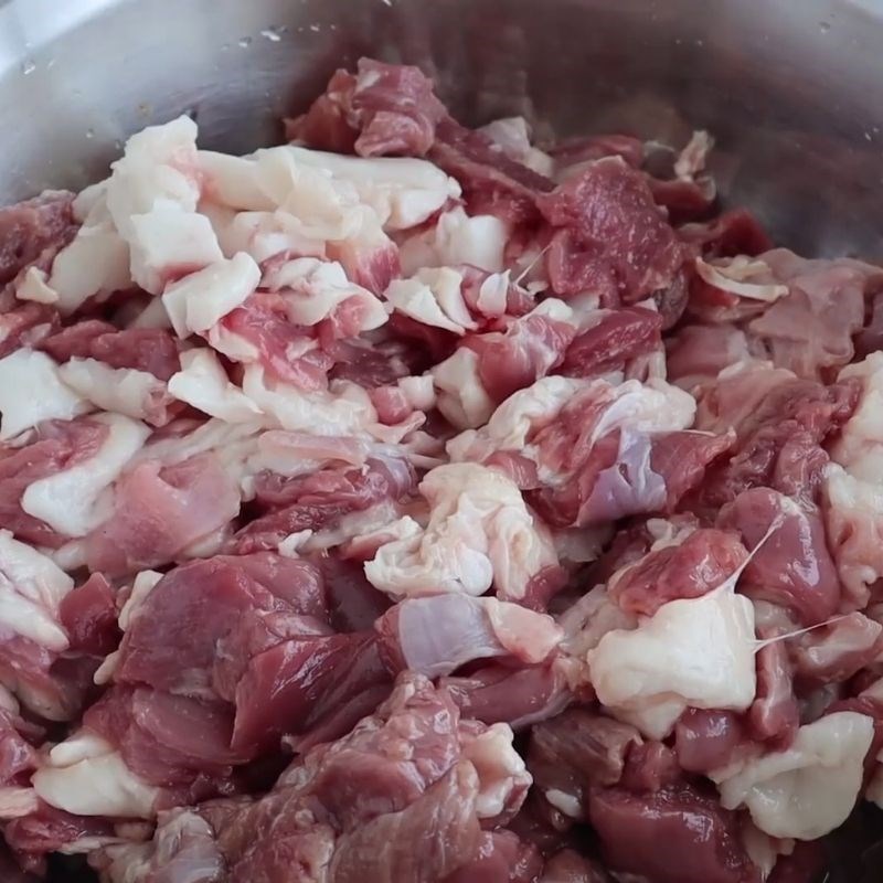 Bước 3 Tẩm ướp gia vị lần 1 Xiên nướng Trung Hoa