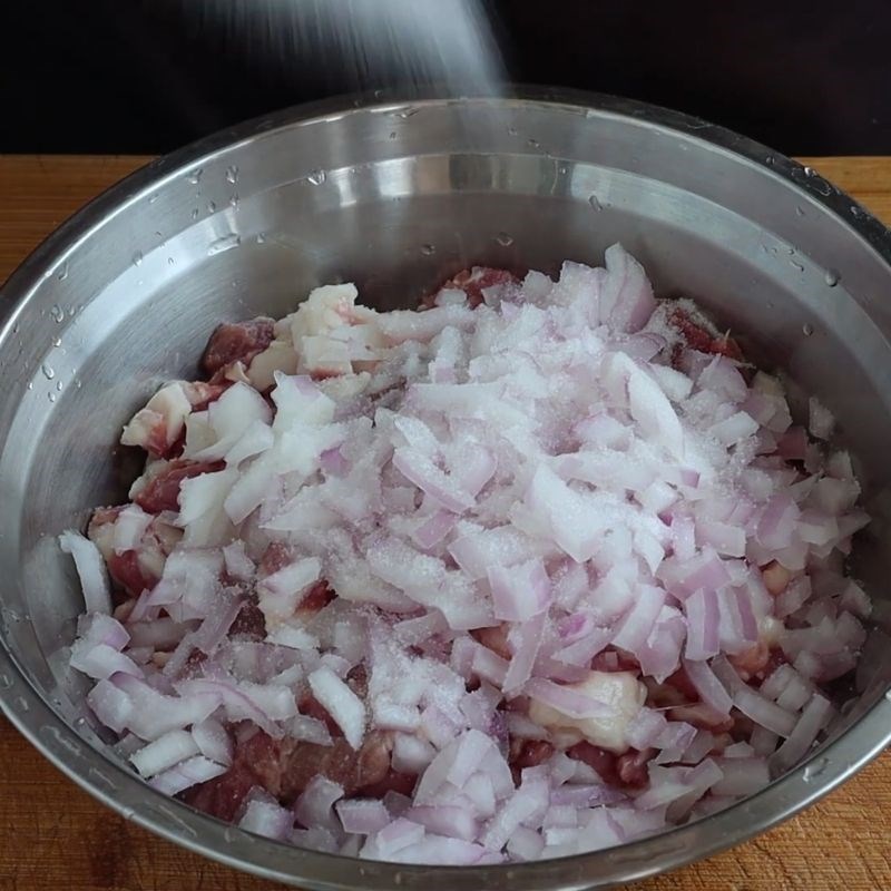 Bước 3 Tẩm ướp gia vị lần 1 Xiên nướng Trung Hoa
