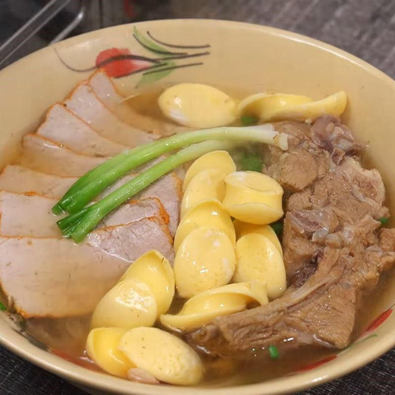 Bước 8 Thành phẩm Hủ tiếu trứng cuộn