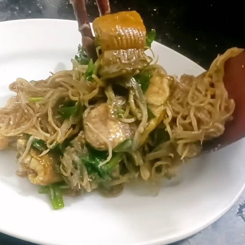 Bước 4 Thành phẩm Lươn xào hoa chuối