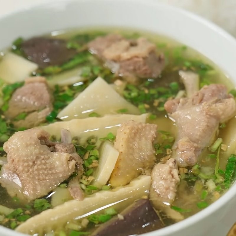 Bước 6 Thành phẩm Vịt nấu măng chua