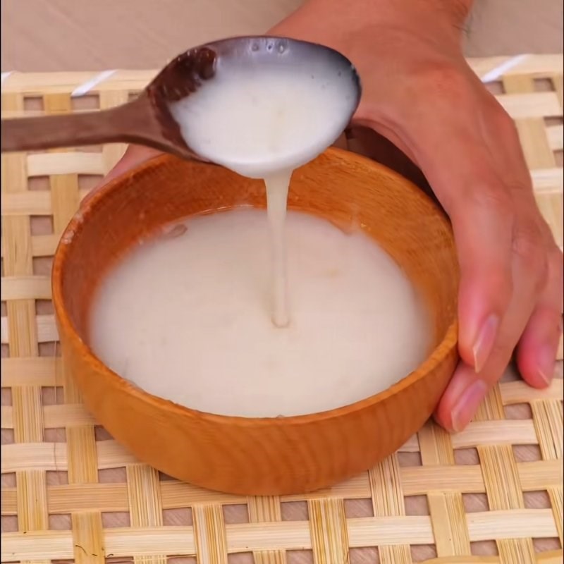 Bước 2 Trộn hỗn hợp gia vị Ức gà viên