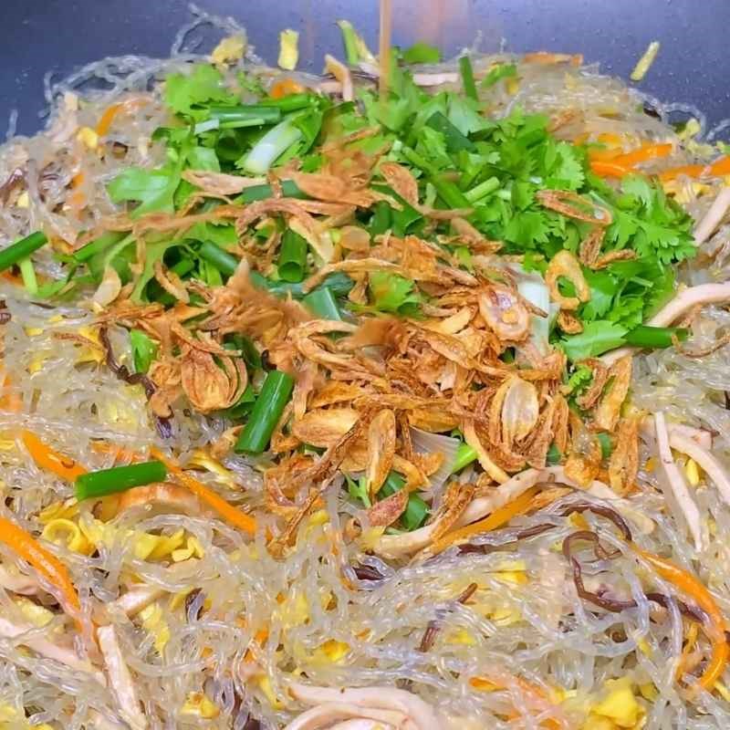 Bước 5 Cách làm món miến xào thập cẩm chuẩn vị Miến xào thập cẩm
