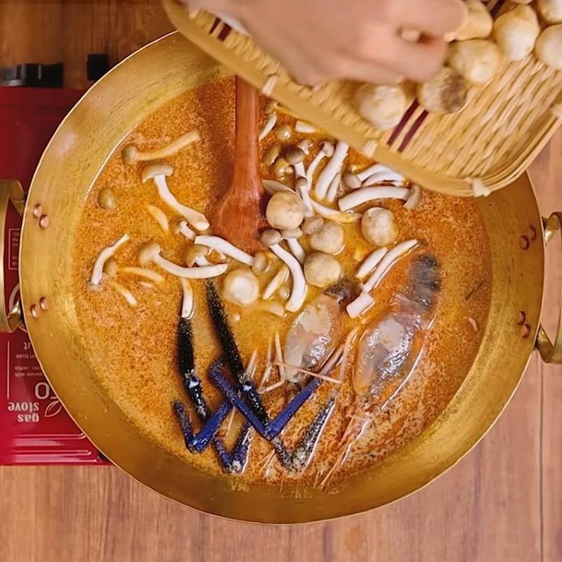 Bước 5 Hoàn thiện món ăn Súp tomyum