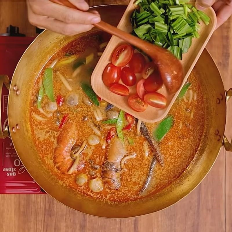 Bước 5 Hoàn thiện món ăn Súp tomyum