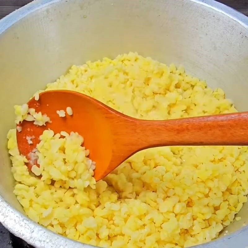Bước 2 Nấu nhân đậu xanh mịn màng Bánh ú tro