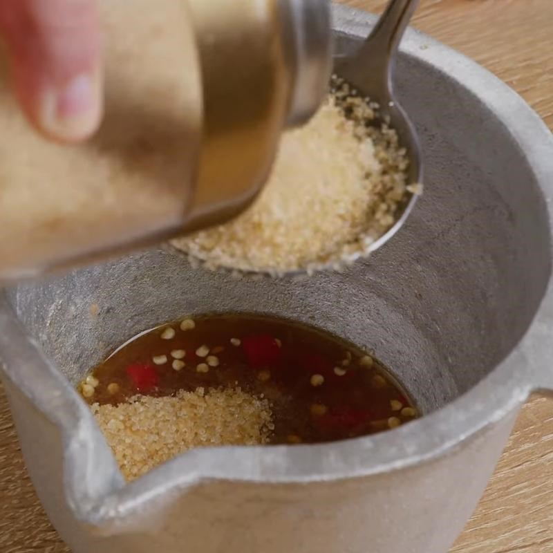 Bước 4 Pha nước trộn gỏi Gỏi gà măng cụt