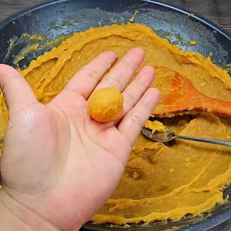 Bước 3 Sên nhân đậu xanh với đường mật mía Bánh ú tro