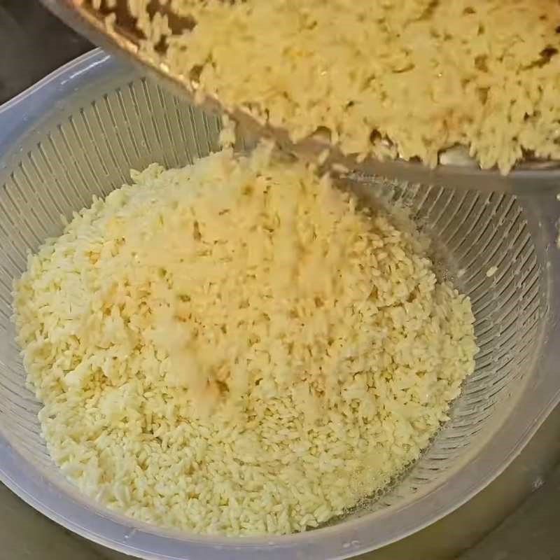 Bước 1 Sơ chế và ngâm nếp với nước tro tàu Bánh ú tro