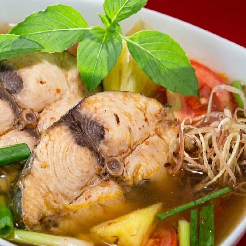 Bước 4 Thành phẩm Cá ngừ nấu canh chua