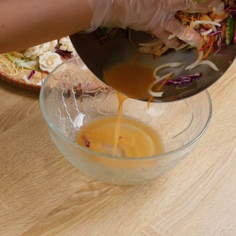 Bước 5 Trộn gỏi gà măng cụt Gỏi gà măng cụt