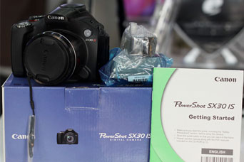 Canon PowerShot SX30 IS: Siêu zoom 35x