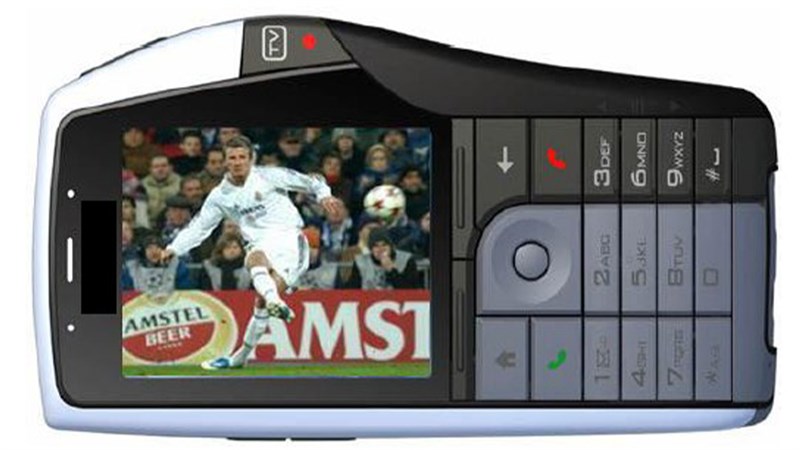 Phần dư ra của chiếc Mobile Lobster 700TV giúp bạn có thể xem TV ngay trên điện thoại Phần dư ra của chiếc Mobile Lobster 700TV giúp bạn có thể xem TV ngay trên điện thoại