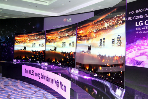 TV-OLED-02