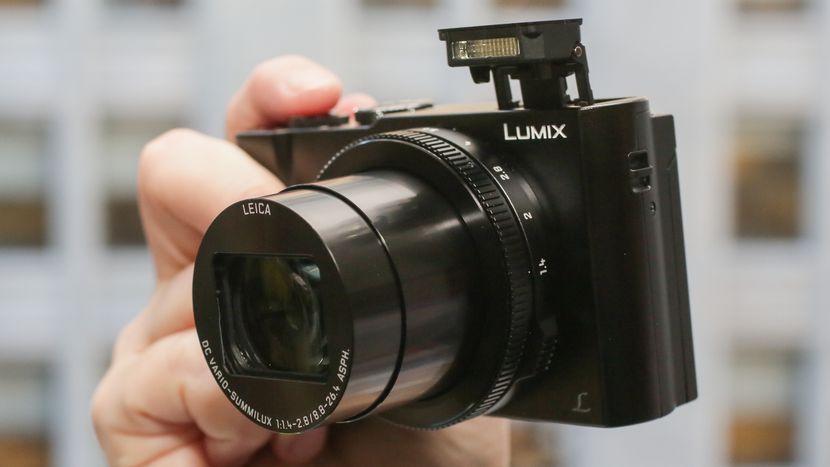 10 chiếc máy ảnh compact tuyệt vời nhất hiện nay | cập nhật 2019 > Panasonic Lumix LX15 / LX10