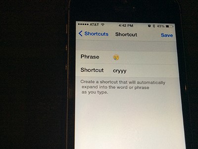 Mẹo hay dùng iPhone cho người mới chèn nhanh biểu tương cảm xúc