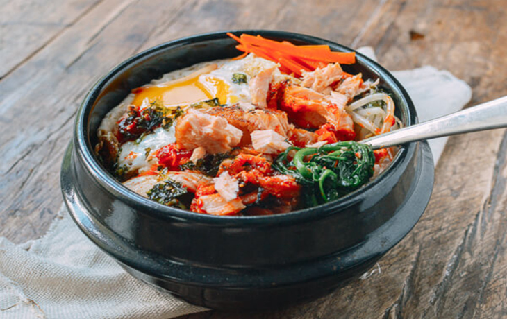 How to make Korean mixed rice with salmon and mustard greens using an electric rice cooker