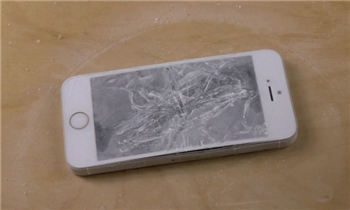 7 nguyên nhân thường gặp gây hại cho iPhone, iPad