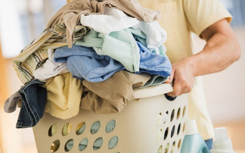Không giặt chung nhiều loại quần áo