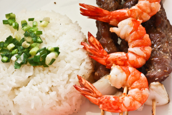 Cách làm món tôm hấp bằng lò vi sóng Cách làm món tôm hấp dinh dưỡng bằng lò vi sóng > Cách làm món tôm hấp bằng lò vi sóng