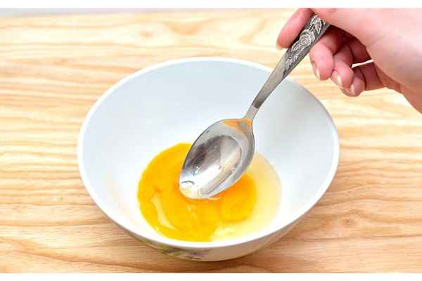 Cách làm món trứng luộc bằng lò vi sóng thơm ngon