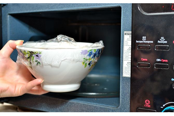 Bước 3 Nướng trứng Trứng chiên bằng lò vi sóng