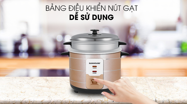 Nồi sử dụng đơn giản, dễ dàng với nút gạt hai chức năng giữ ấm và nấu cơm