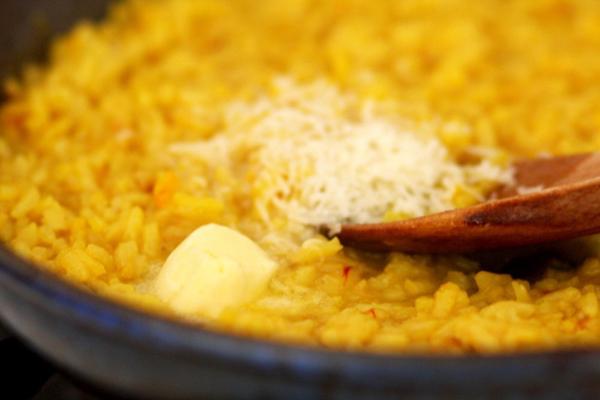 Cách làm cơm risotto bằng nồi áp suất chỉ trong 15 phút