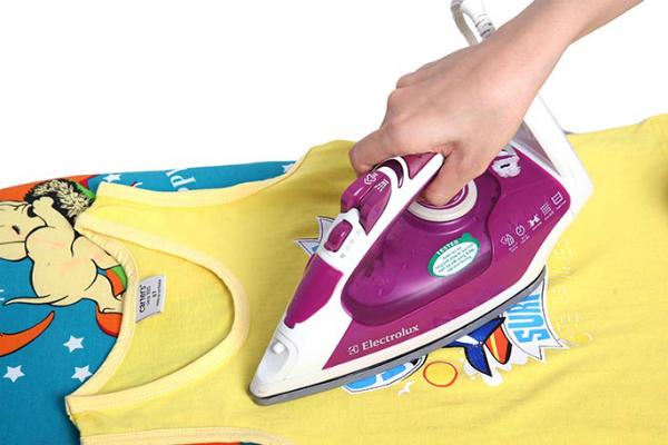 Chọn mua bàn ủi đúng cách Chọn mua bàn ủi đúng cách > Chọn mua bàn ủi đúng cách